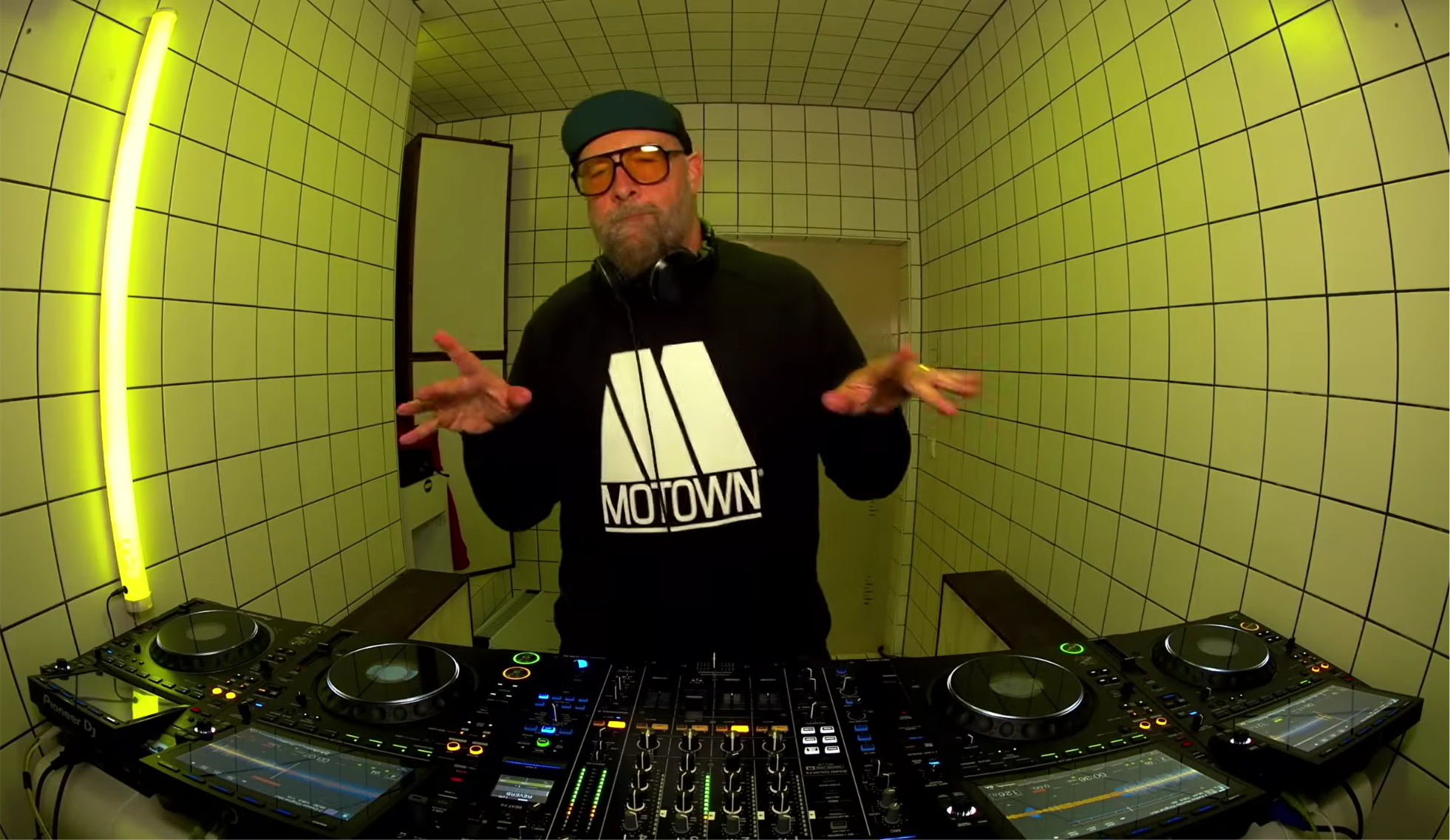 A Funky Set at HÖR Berlin by the Claude VonStroke We All Love (Including Him)